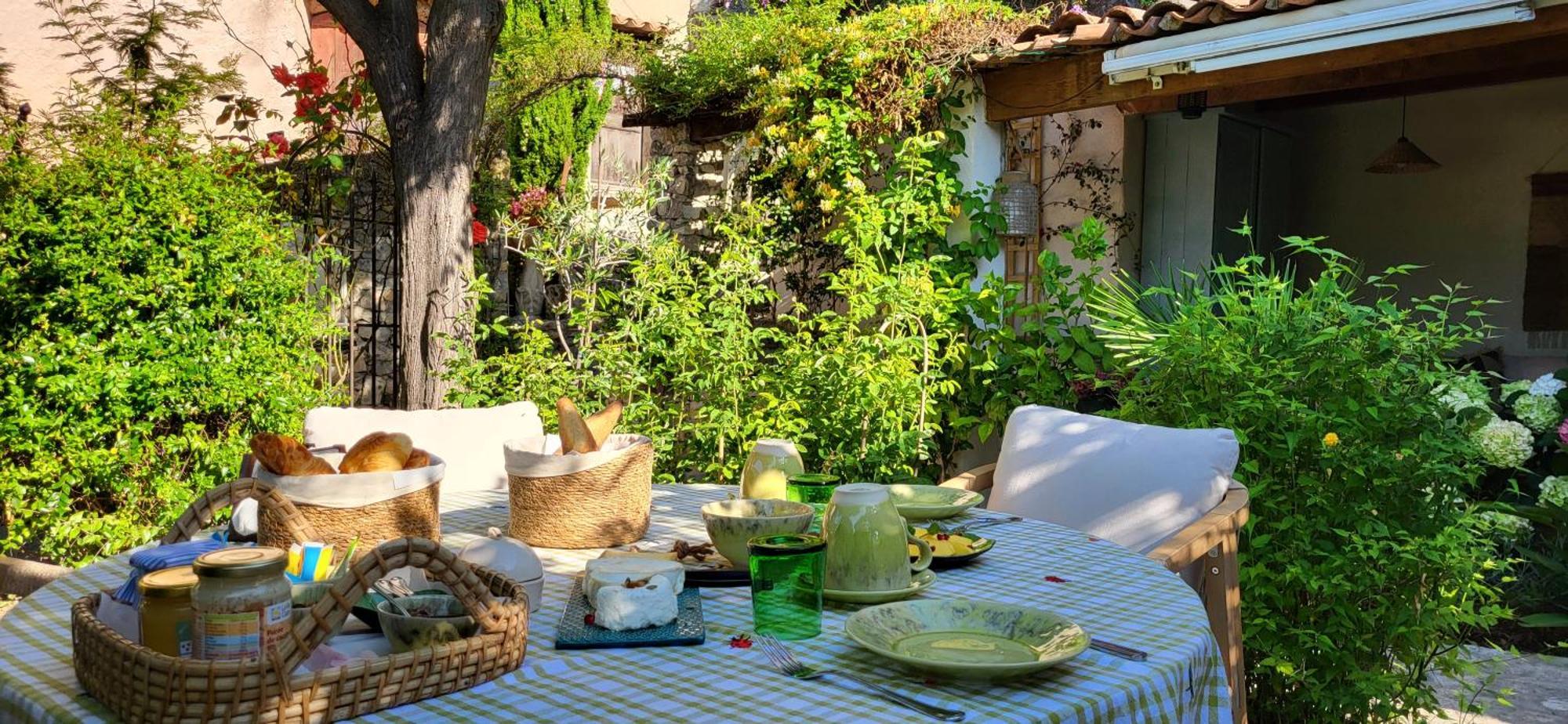 La Belle Histoire Bed & Breakfast Claviers Екстериор снимка